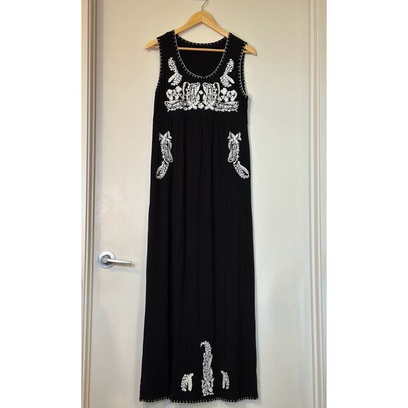 Chelsea & Theodore Embroidered Dress Petite L Sleeveless Black Knit Maxi Dress - Picture 1 of 10